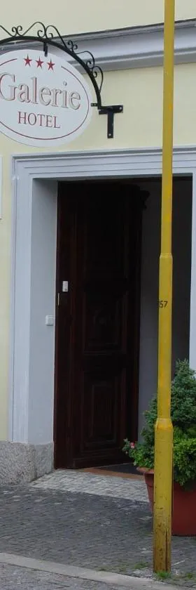 画廊酒店，位于特热邦的酒店