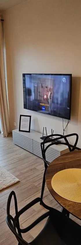 Apartament Zamkowa，位于奥帕莱尼察的酒店