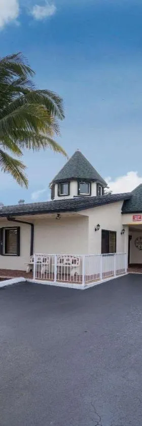 佛罗里达市旅程住宿酒店，位于佛罗里达市的酒店