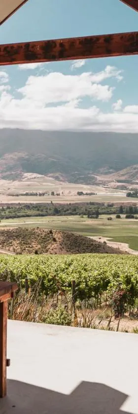 Chinamans Ridge on Chinamans Terrace - Bendigo, Tarras - Central Otago，位于Tarras的酒店