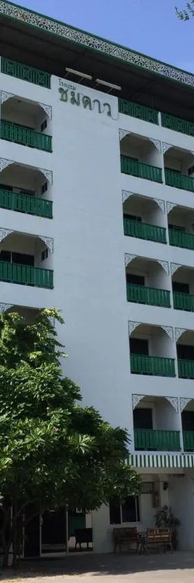 情缘酒店，位于罗勇的酒店