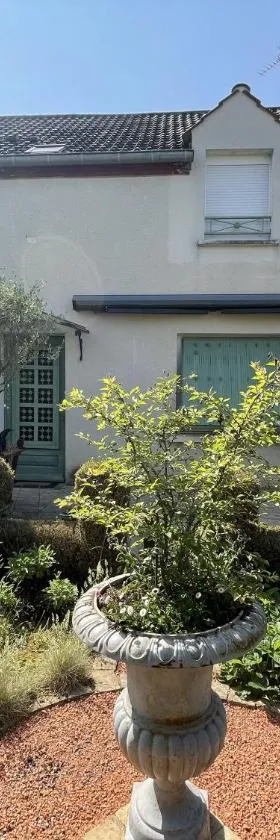 La Maison d'Andrée，位于Pluvet的酒店