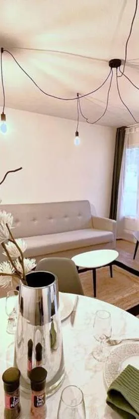 Spacieux T2 avec extérieur，位于Marignier的酒店