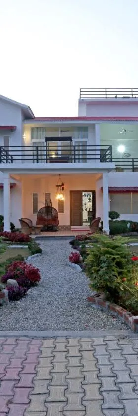 Hriday Bhoomi - Luxury Cottages & Villa in Jim Corbett，位于Jhirna的酒店