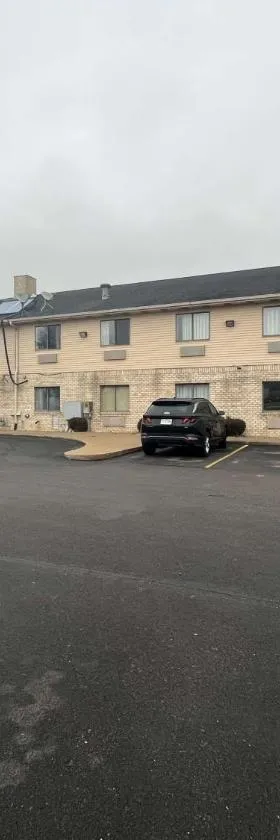 Motel 6 Portland, IN，位于波特兰的酒店