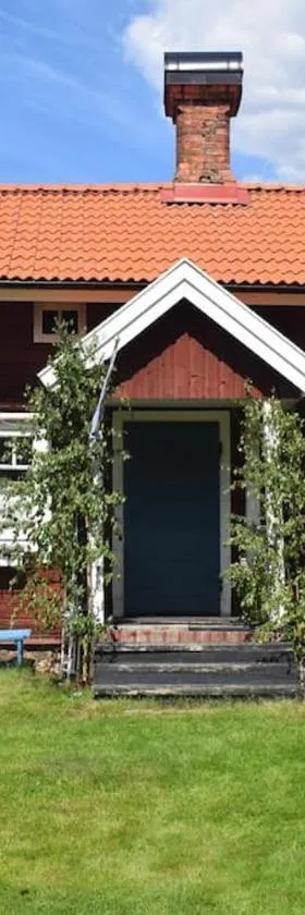 Charming renovated seventeenth century cottage，位于卢德维卡的酒店