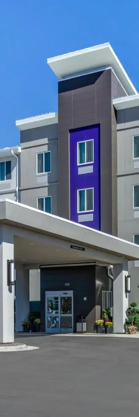 MainStay Suites Great Falls Airport，位于大瀑布城的酒店