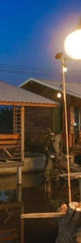 UR Way Cafe & Resort บัวสวยรีสอร์ท，位于Ban Pla Duk的酒店