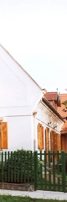 Berek Ház，位于鲍洛通拜雷尼的酒店