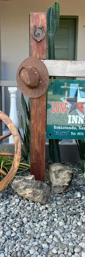 Lone Star Inn，位于san juan la union的酒店