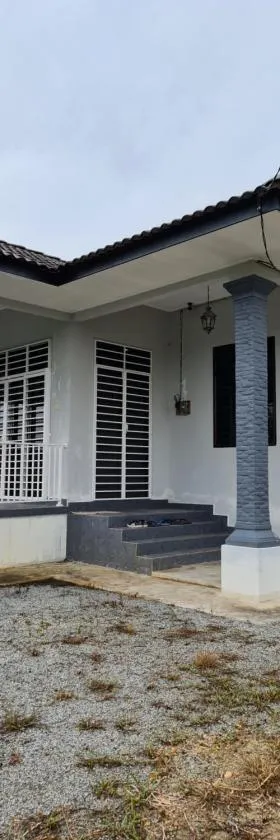 Teratak Che Esah Guest House FREE WIFI NETFLIX，位于Pasir Mas的酒店