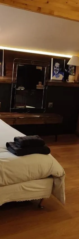 Logis Auberge de la Poirie，位于特恩顿的酒店