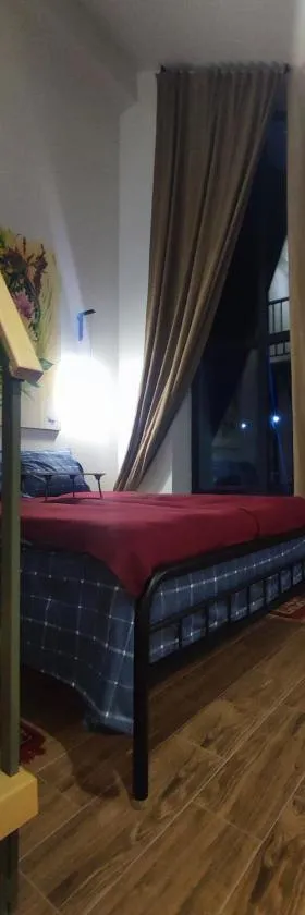 HERBS & HONEY boutique hotel & restaurant，位于Vardakhpyur的酒店