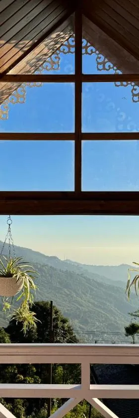 Pine Forest Retreat，位于Kurseong的酒店