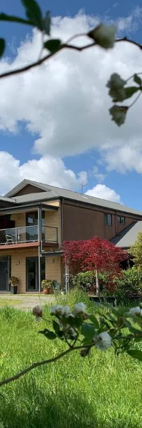 Gypsy Creek Winery，位于Labertouche的酒店