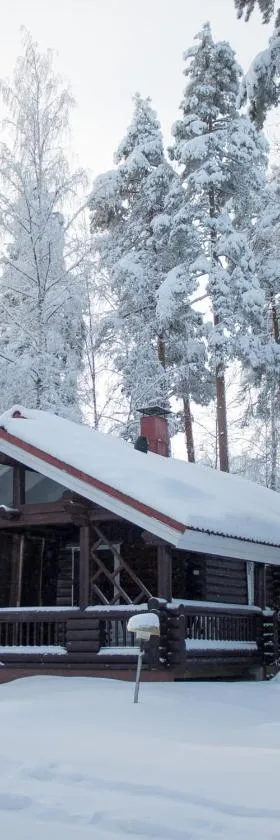 Villa Omena at MESSILA ski & camping，位于Hollola的酒店