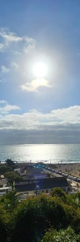 Cabaña Vista Bahia Algarrobo，位于阿尔加罗沃的酒店