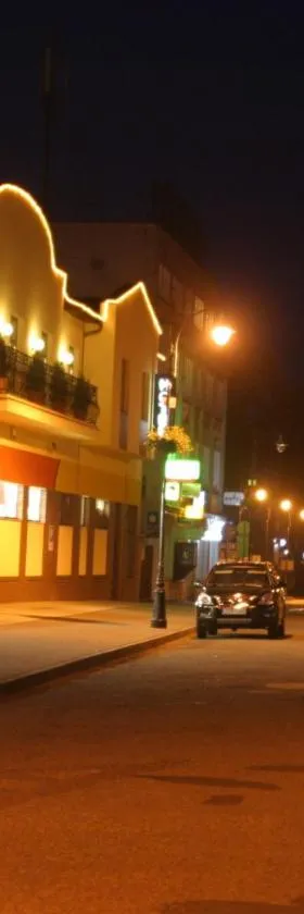 阿伯拉瓦酒店，位于波莫瑞地区德拉夫斯科的酒店