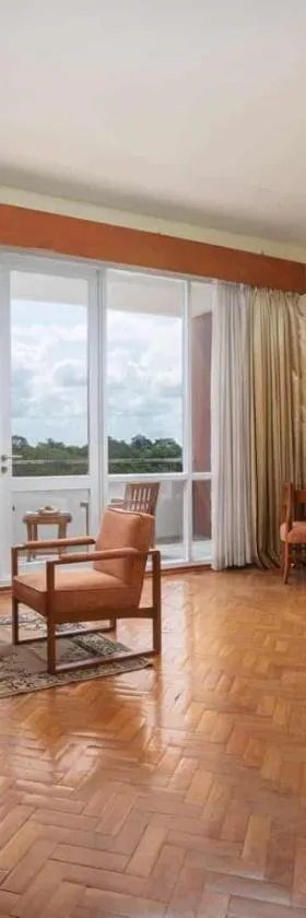 Inya Lake Hotel Yangon，位于仰光的酒店