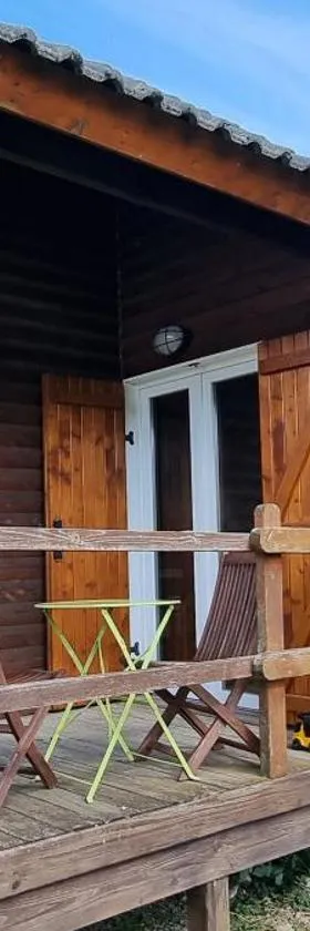 Chalets Etang sur Arroux，位于Étang-sur-Arroux的酒店