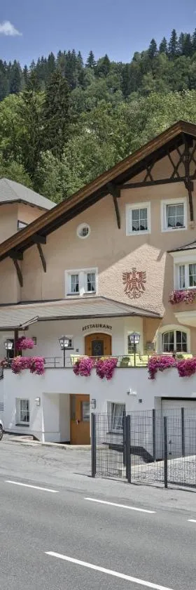 Posthotel Strengen am Arlberg，位于Strengen的酒店