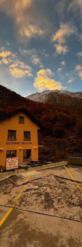 Pension Bellevue Gondo，位于刚多的酒店