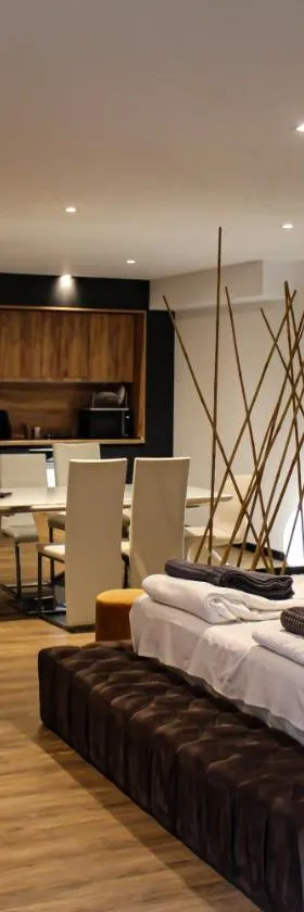 R34 Boutique Guest House，位于大特尔诺沃的酒店