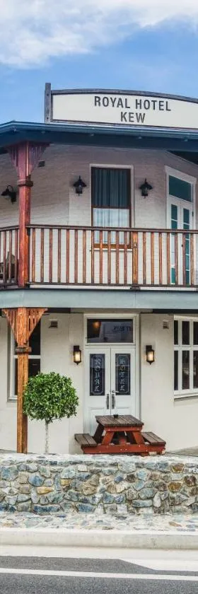 Royal Hotel Kew，位于Kew的酒店