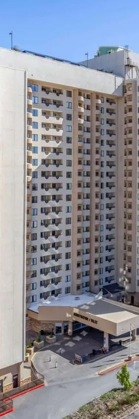 Hilton Vacation Club Polo Towers Las Vegas，位于拉斯维加斯的酒店