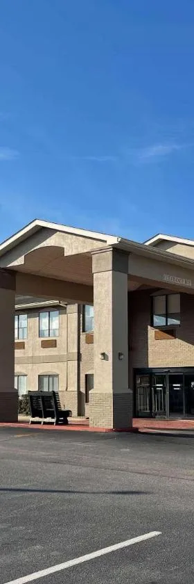 Country Inn & Suites by Radisson, Midway - Tallahassee West，位于米德韦的酒店