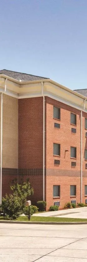 Country Inn & Suites by Radisson, Byram-Jackson South, MS，位于拜勒姆的酒店
