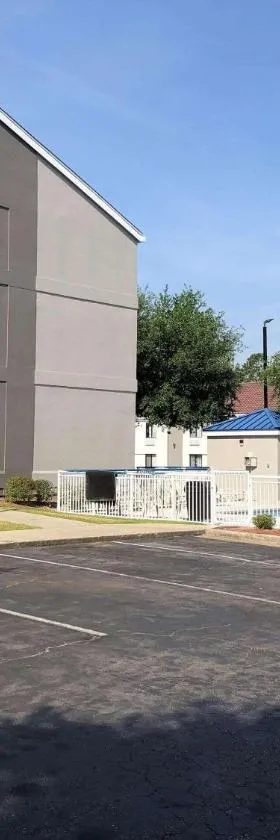Country Inn & Suites by Radisson, Fayetteville I-95, NC，位于费耶特维尔的酒店