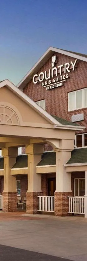 Country Inn & Suites by Radisson, Lincoln North Hotel and Conference Center, NE，位于林垦的酒店