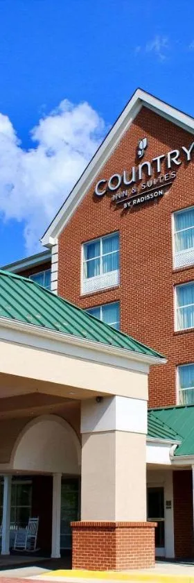 Country Inn & Suites by Radisson, Fredericksburg, VA，位于弗雷德里克斯堡的酒店