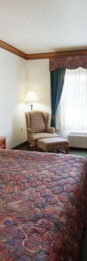 Country Inn & Suites by Radisson, Prairie du Chien，位于普雷里德欣的酒店