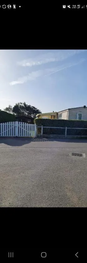 GRAND BUNGALOW frond de mer sur la Côte d'Opale，位于卡米尔斯的酒店