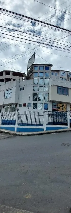 Hostal y Complejo Turístico La Rueda，位于瓜兰达的酒店
