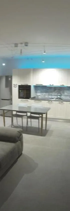 Stunning Penthouse. Fully A/C 95sqm one bedroom，位于Żejtun的酒店