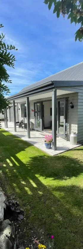 2 Oaks Cottage Clyde，位于克莱德的酒店