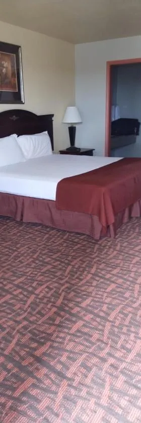 Howards Inn Motel，位于Eunice的酒店