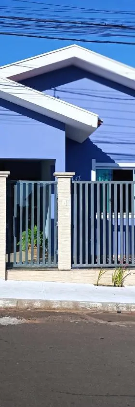 venha pra Itararé sp e Sengés pr se hóspede aqui,casa com duas suites e duas garagens，位于Itararé的酒店
