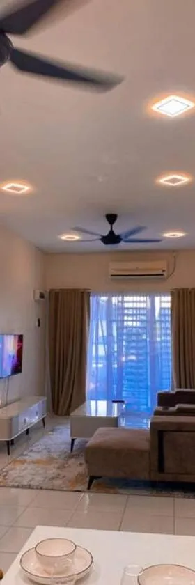Rumah Aidin Homestay，位于实兆远的酒店