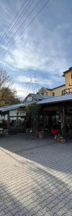 Gościniec Pod Furą，位于Kobierzyce的酒店