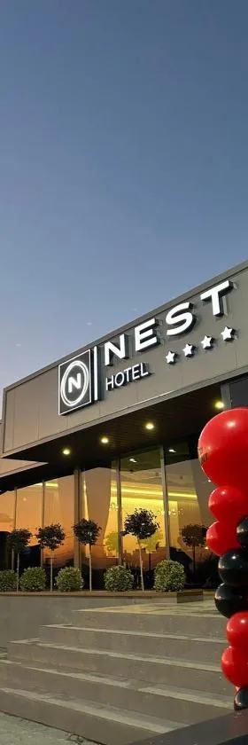 HOTEL NEST，位于比耶利纳的酒店