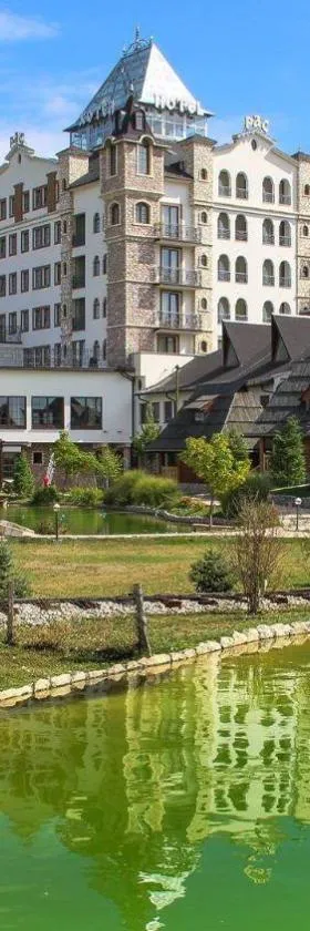 Etno selo Stanišići Hotel Ras，位于Dijelovi的酒店