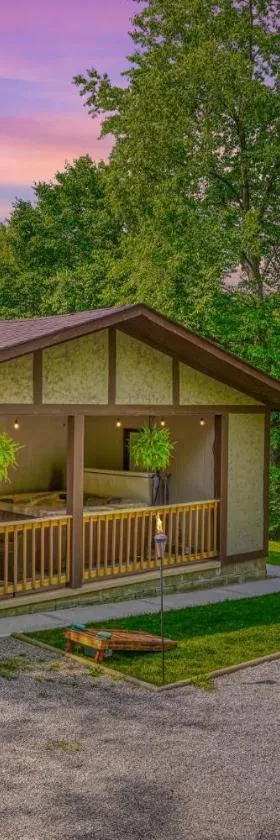 Hideaway Pines，位于洛根的酒店