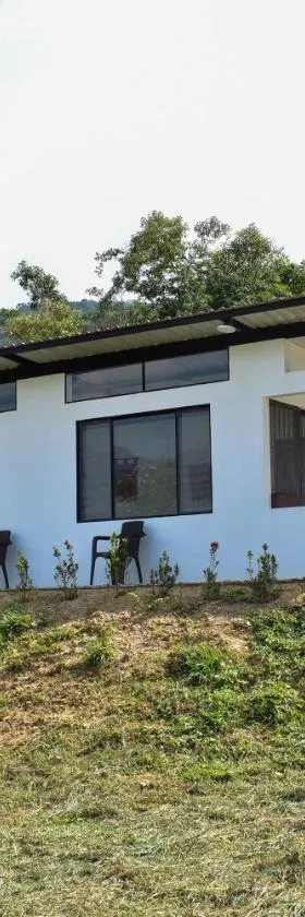 Piedras del Sol Casa Campestre，位于瓜杜阿斯的酒店