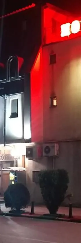 Hotel Rio，位于新扎戈拉的酒店