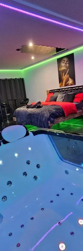 Magnifique Suite Spa Luxembourg，位于迪弗当日的酒店