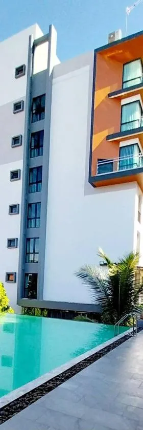 The Vita Plus Hotel，位于Ban Kho Hong的酒店